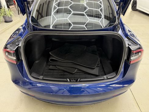 Used 2018 Tesla Model 3 AWD/4WD image 9