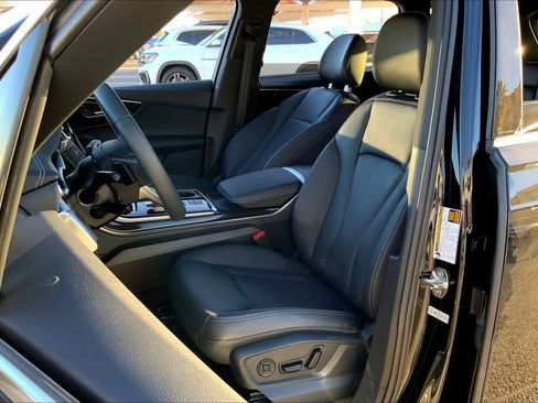 Certified 2025 Audi Q7 3.0T Premium Plus w/ Premium Plus Package image 6