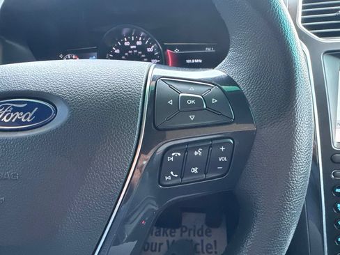 Used 2018 Ford Explorer Limited w/ Equipment Group 301A AWD/4WD image 30