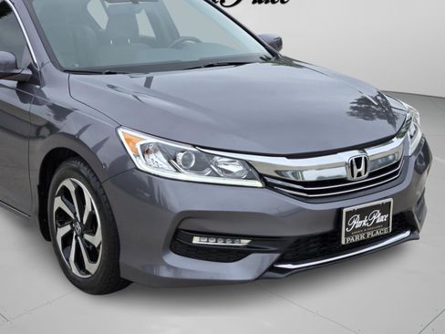 Used 2016 Honda Accord EX-L image 31