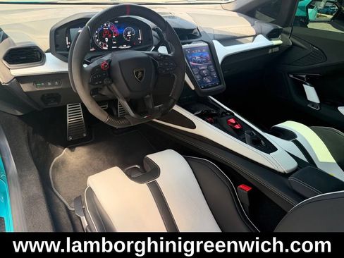 Used 2026 Lamborghini Temerario AWD/4WD image 19