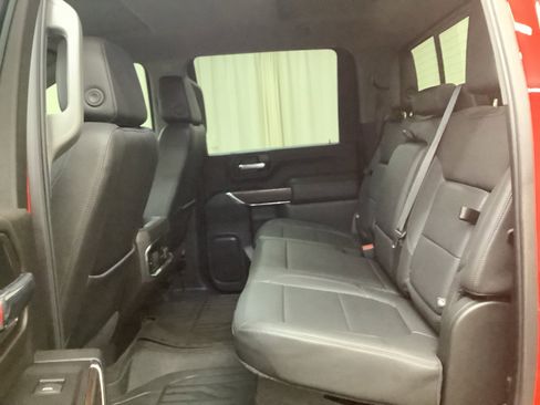 Used 2022 GMC Sierra 2500 SLT w/ SLT Convenience Package AWD/4WD image 24