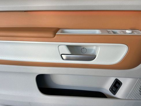 New 2025 Volkswagen ID. Buzz 1st Edition image 10