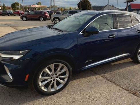 Used 2023 Buick Envision Avenir image 38