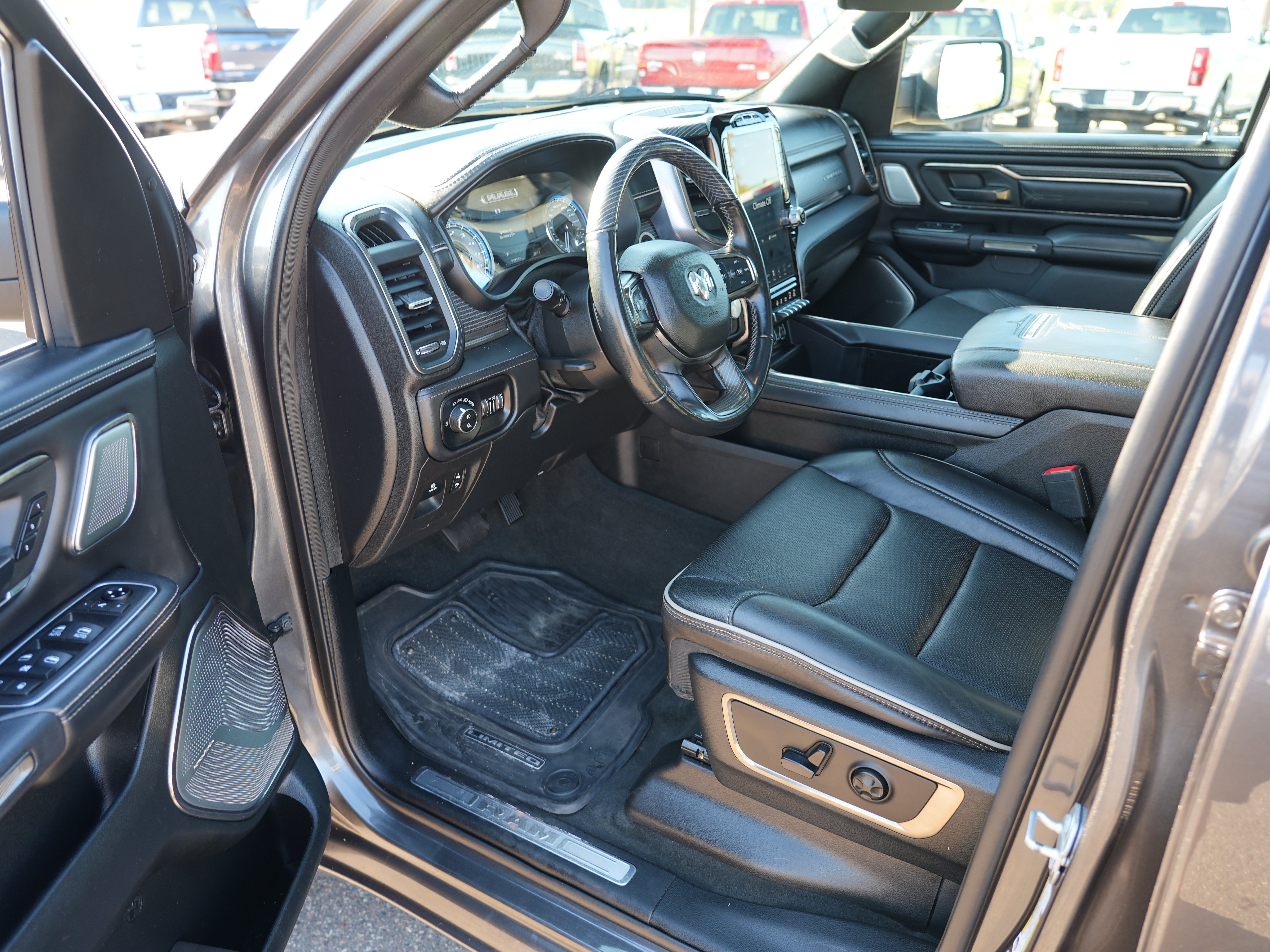 Used 2020 RAM 1500 Limited AWD/4WD image 13