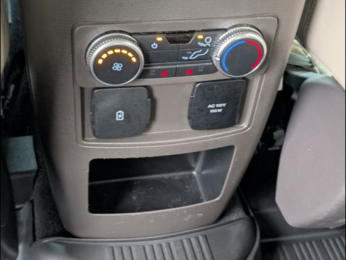 Used 2021 Ford Explorer Platinum w/ Equipment Group 601A AWD/4WD image 16