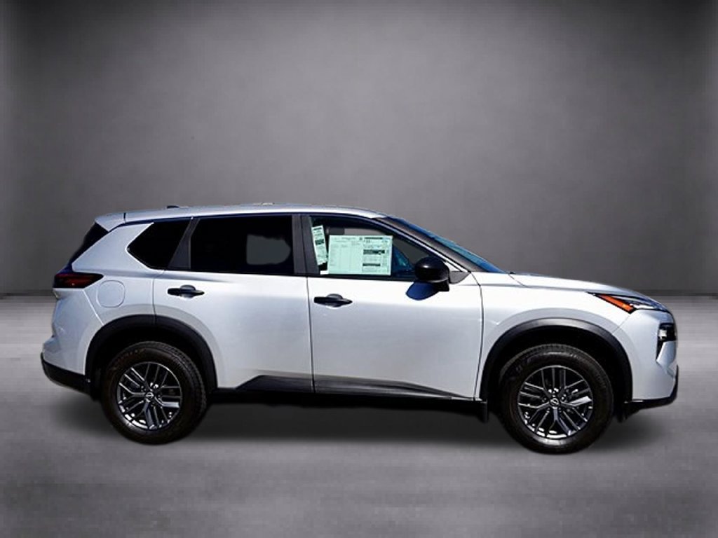 New 2025 Nissan Rogue S FWD image 3