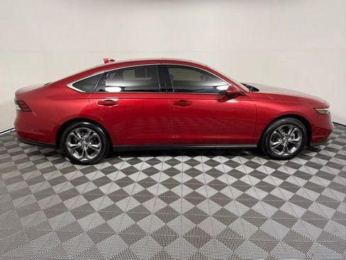 Used 2024 Honda Accord EX image 7