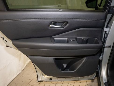 Certified 2024 Nissan Pathfinder Platinum w/ Cargo Package image 12