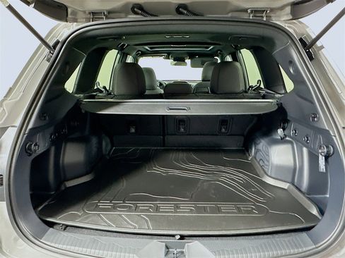 Used 2026 Subaru Forester Premium w/ Base/Premium Package image 16