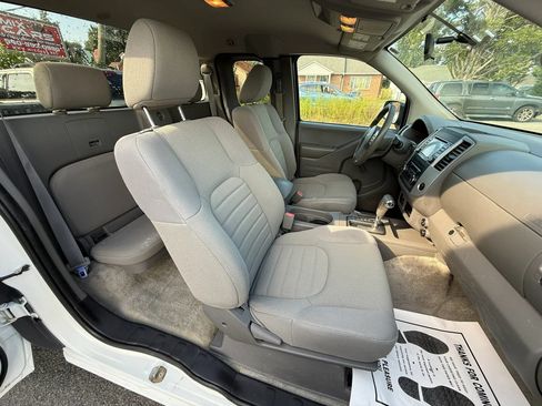Used 2018 Nissan Frontier S w/ Work Truck Package RWD image 31