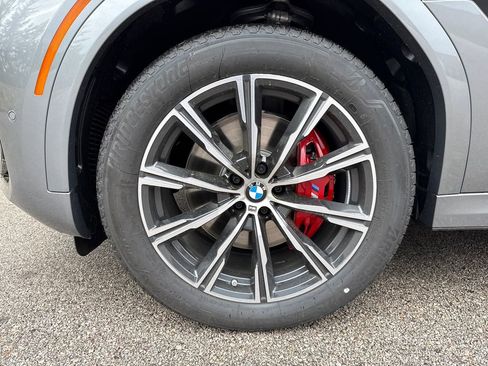 New 2026 BMW X6 xDrive40i AWD/4WD image 9
