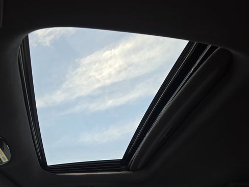 Used 2025 Lexus RX 350 FWD image 34