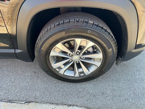 Used 2025 Chevrolet Equinox LT image 12