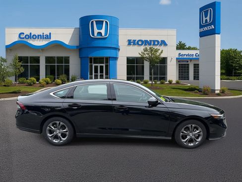 Used 2024 Honda Accord EX image 7