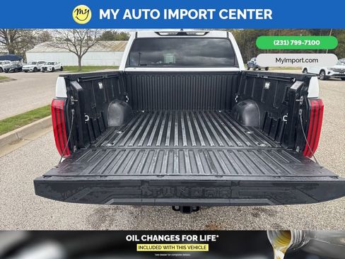 Used 2023 Toyota Tundra SR5 w/ SR5 Premium Package AWD/4WD image 27