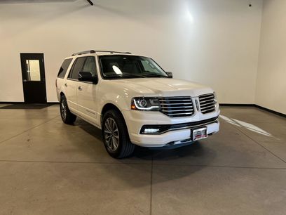 Used 2017 Lincoln Navigator Select