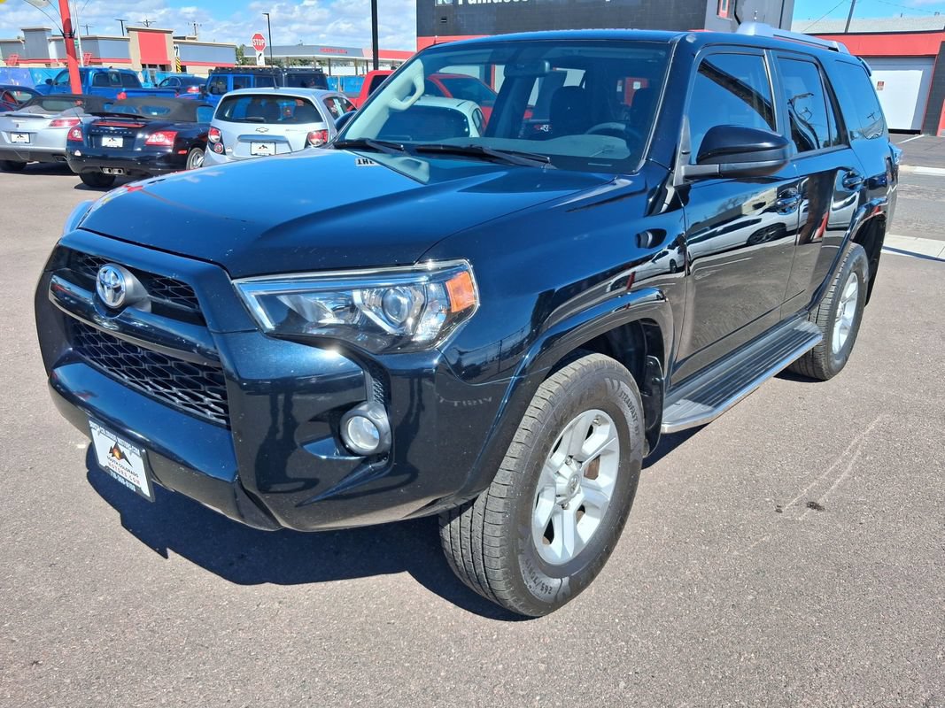 Used 2016 Toyota 4Runner SR5 AWD/4WD image 3