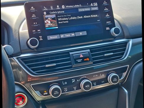 Used 2019 Honda Accord Sport image 12