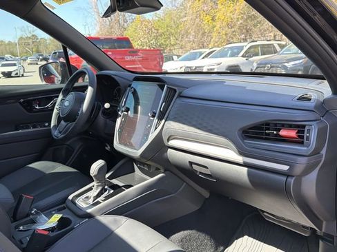 Used 2025 Subaru Forester Limited image 21