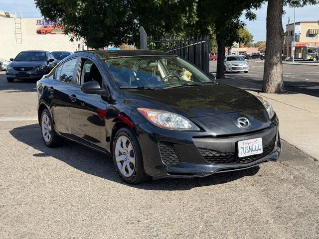 Used 2013 MAZDA MAZDA3 i SV FWD image 1
