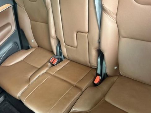 Used 2024 Volvo XC90 B6 Plus w/ Protection Package AWD/4WD image 4
