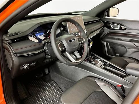 New 2026 Jeep Compass Trailhawk image 8