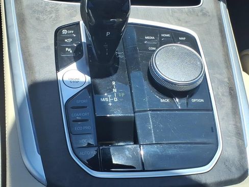 Used 2022 BMW X5 xDrive40i w/ Climate Comfort Package AWD/4WD image 20