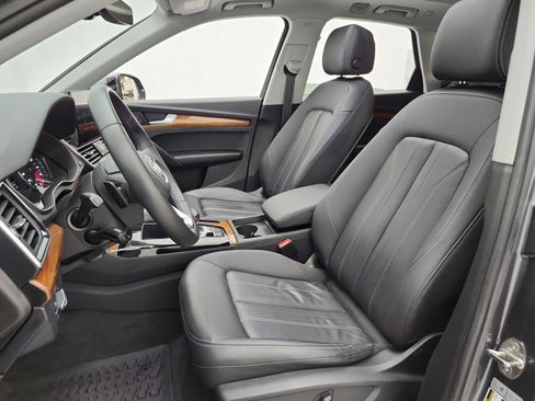 Used 2023 Audi Q5 2.0T Premium w/ Convenience Package AWD/4WD image 13