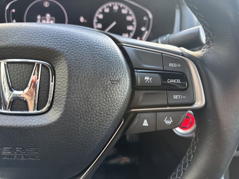 Used 2022 Honda Accord Sport image 18