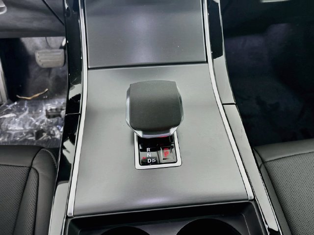 New 2026 Land Rover Range Rover Evoque S AWD/4WD image 18