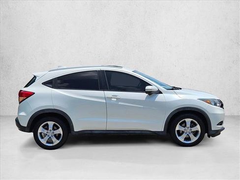 Used 2016 Honda HR-V EX-L image 4