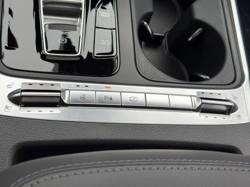 New 2026 Kia Carnival SX Prestige FWD image 21