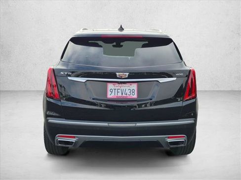Used 2022 Cadillac XT5 Premium Luxury w/ Technology Package FWD image 7