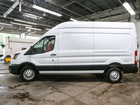 Used 2025 Ford Transit 250 148 High Roof AWD image 6