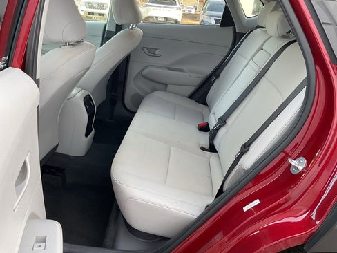 Used 2025 Hyundai Kona SEL image 15