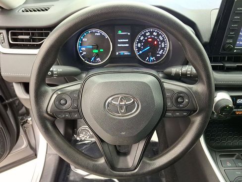 Certified 2022 Toyota RAV4 XLE image 16