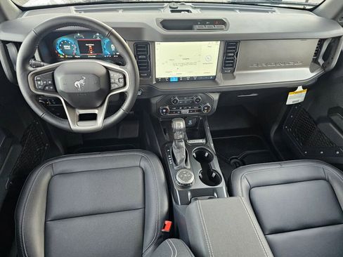 New 2025 Ford Bronco Big Bend image 9