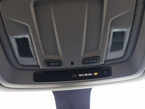 Used 2020 Chevrolet Silverado 1500 Custom Trail Boss w/ Custom Convenience Package image 25