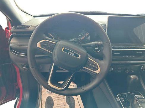 Certified 2023 Jeep Compass Latitude AWD/4WD image 12