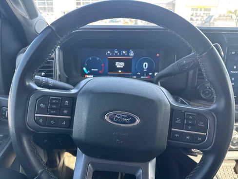 Used 2025 Ford F350 Lariat w/ Lariat Ultimate Package AWD/4WD image 13