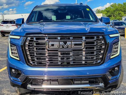 New 2026 GMC Yukon XL Denali Ultimate w/ LPO, Floor Liner Package AWD/4WD image 4