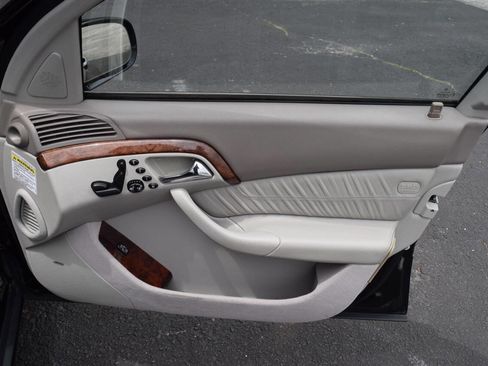 Used 2001 Mercedes-Benz S 500 image 55