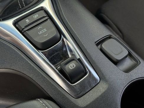 Used 2021 Chevrolet Camaro LT RWD image 21