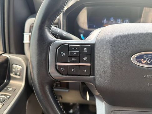 Used 2024 Ford F350 Lariat w/ Lariat Ultimate Package AWD/4WD image 17