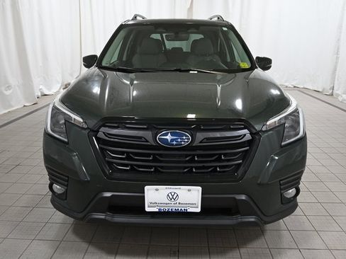 Used 2022 Subaru Forester Limited w/ Popular Package #3 image 16