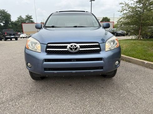 Used 2006 Toyota RAV4 Limited FWD image 2
