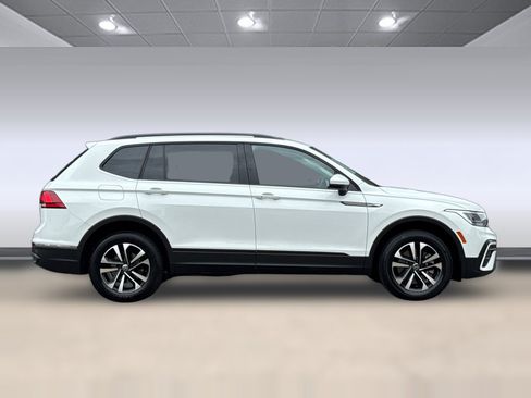 Used 2022 Volkswagen Tiguan S FWD image 8