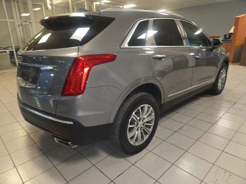 Used 2018 Cadillac XT5 Luxury w/ Driver Awareness Package image 8
