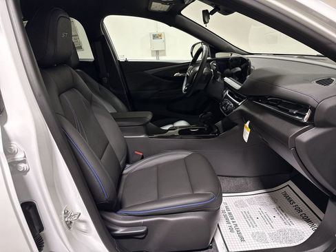 New 2026 Buick Envista Sport Touring image 21